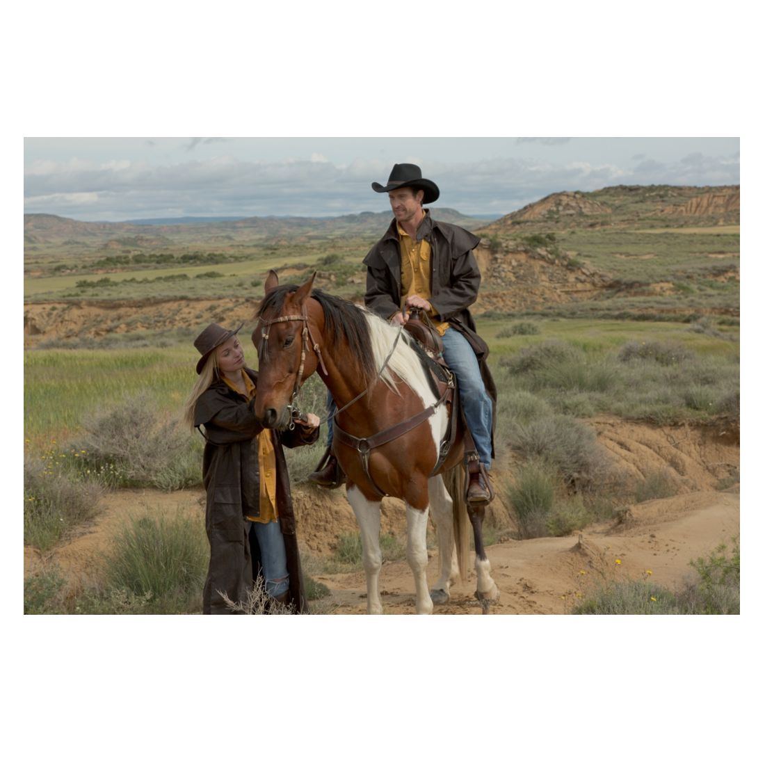 Reduziert - Scippis Oilskin Mantel für Damen und Herren - Riding The West, Farbe Braun, Größe M